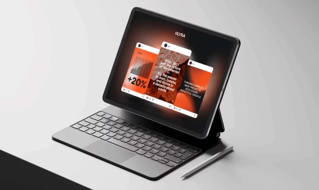 Univers Klyra sur tablette et clavier
