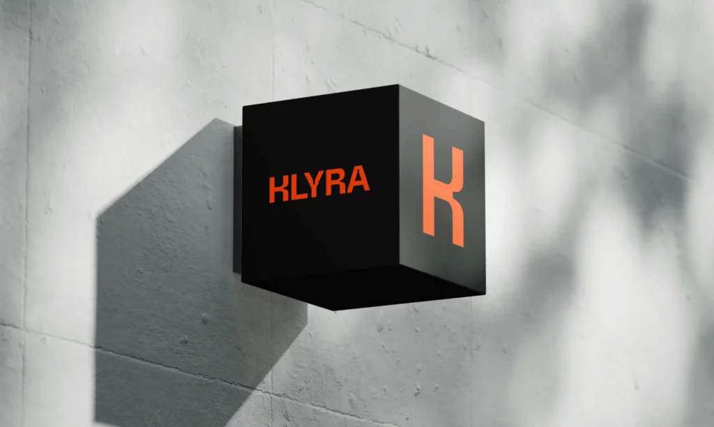 Enseigne lumineuse Klyra dans un espace contemporain